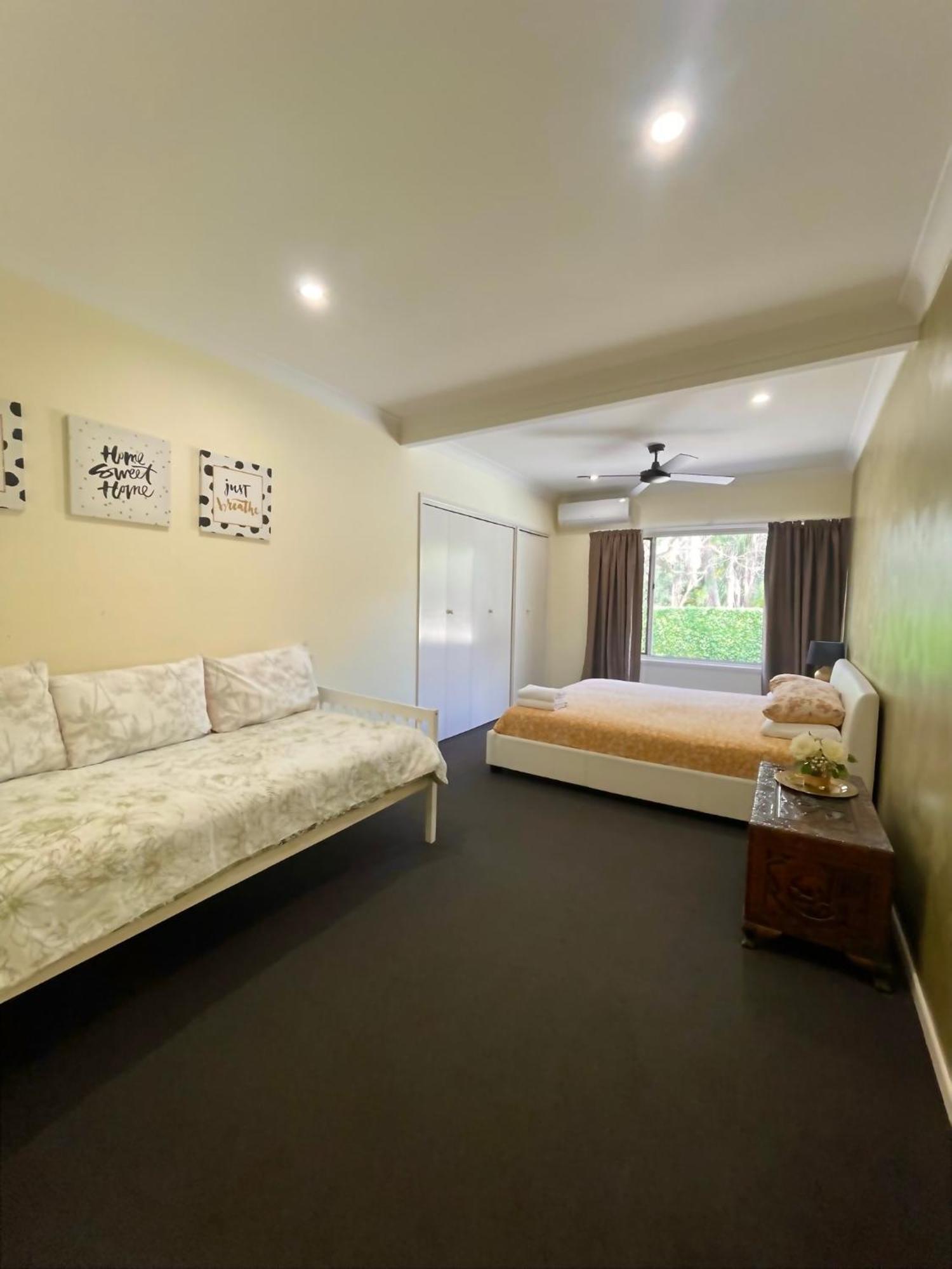 Spacious Hideaway Retreat, Brookfield, Brisbane Buitenkant foto